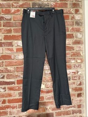 Roundtree & Yorke Men's Black Dress Pants